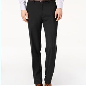 Kenneth Cole Reaction Black Slacks 32x29